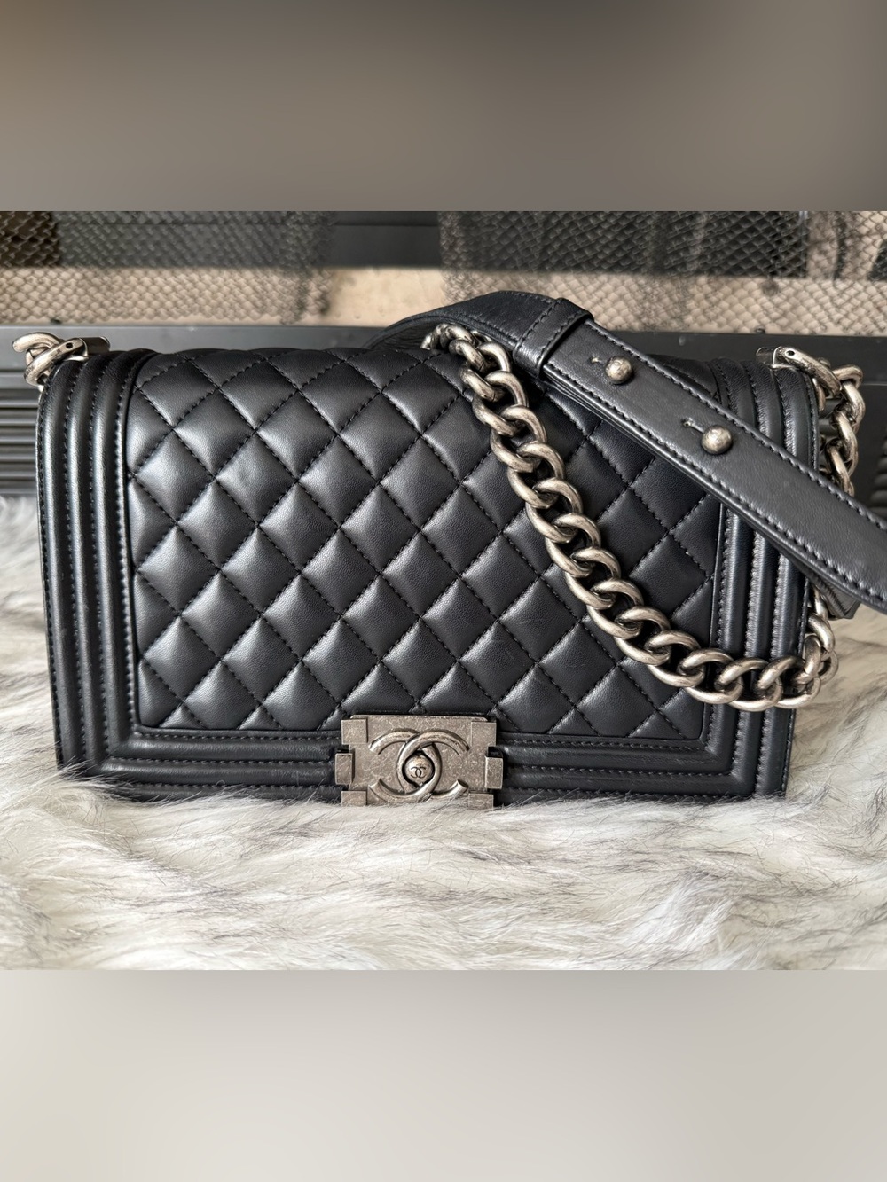 Fashion Black Quilted Boy Flap Shoulder Bag